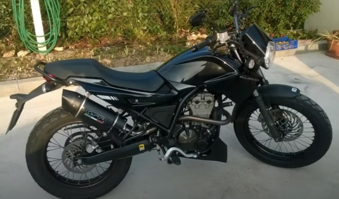 GPR auspuff kompatibel mit  Derbi Mulhacèn  2006-2011, Furore Nero, Zugelassener legaler Slip-On-Auspuff mit Abe, einschließlich abnehmbarem DB-Killer und Verbindungsrohr 