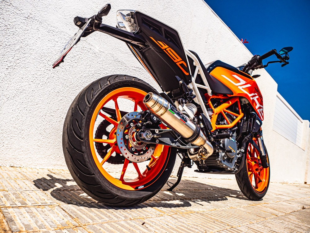 GPR auspuff kompatibel mit  Ktm Duke 125 2017-2020, Deeptone Inox, Rennauspuff, mit Verbindungsrohren, Artikel ohne Genehmigung 