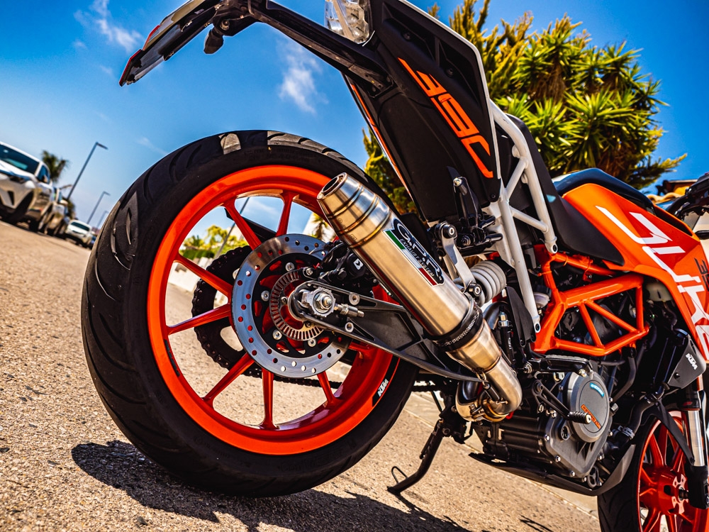 GPR auspuff kompatibel mit  Ktm Duke 125 2017-2020, Deeptone Inox, Rennauspuff, mit Verbindungsrohren, Artikel ohne Genehmigung 