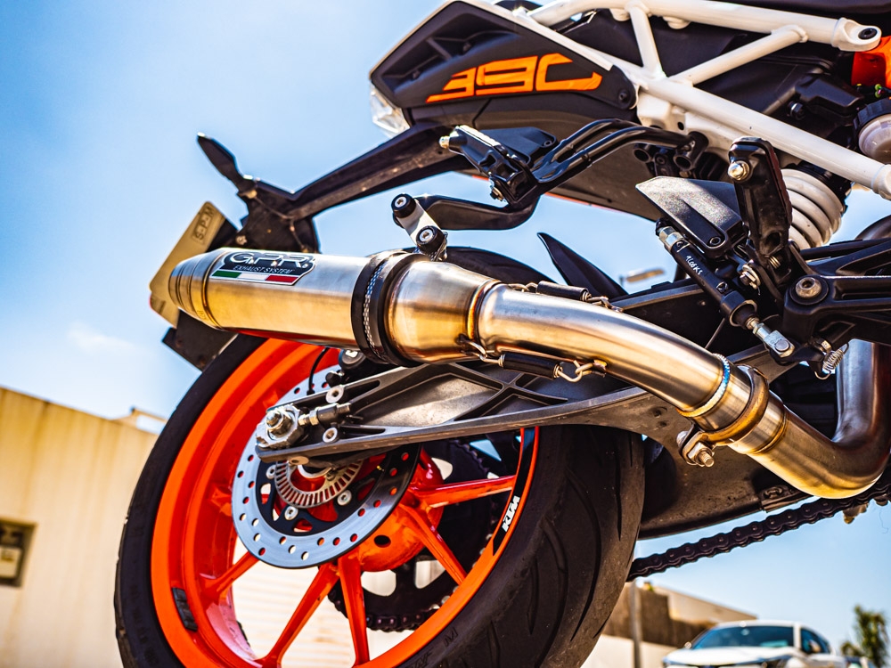 GPR auspuff kompatibel mit  Ktm Duke 125 2011-2016, Deeptone Inox, Rennauspuff, mit Verbindungsrohren, Artikel ohne Genehmigung 