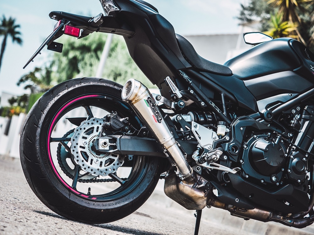 GPR auspuff kompatibel mit  Kawasaki Z 900 E 2017-2020, Powercone Evo, Zugelassener legaler Slip-On-Auspuff mit Abe, einschließlich abnehmbarem DB-Killer und Verbindungsrohr 