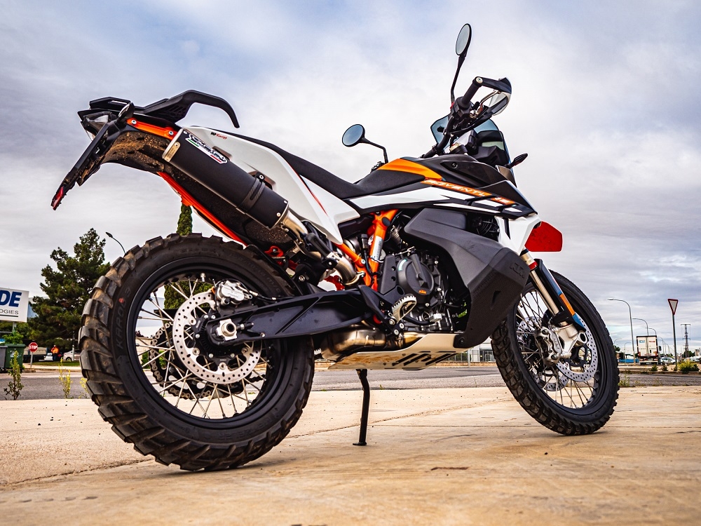 GPR auspuff kompatibel mit  Husqvarna Norden 901 2022-2024, M3 Black Titanium, Zugelassener legaler Slip-On-Auspuff mit Abe, einschließlich abnehmbarem DB-Killer und Verbindungsrohr 