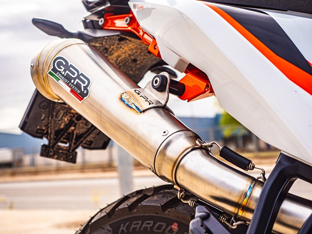 GPR auspuff kompatibel mit  Ktm Duke 890 2021-2024, Deeptone Inox, Rennauspuff, mit Verbindungsrohren, Artikel ohne Genehmigung 
