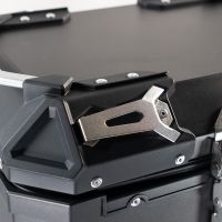 GPR TECH TOPCASE ALPI-TECH 45 LT. SCHWARZ Topcase aus Aluminium, mit Soft-Rückenlehne, schwarze Farbe mit Universalplatte inklusive Kapazität Liter 45