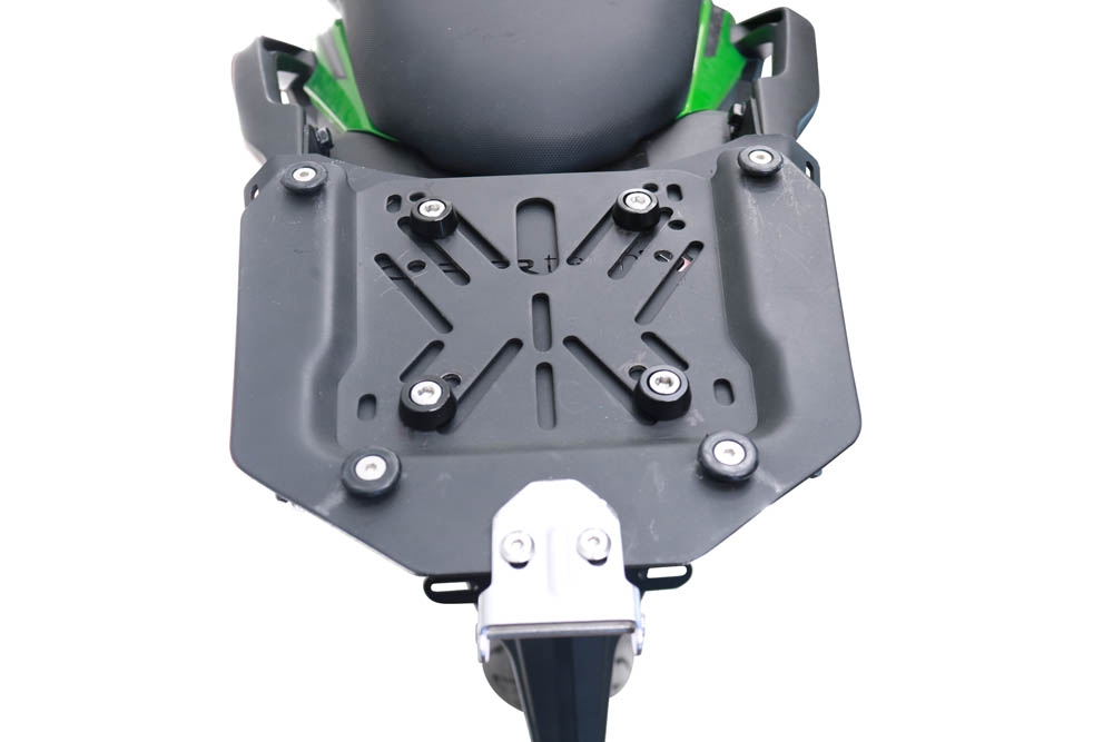 GPR TECH Kawasaki Versys 650 2023/2024 e5 plus Topcase aus Aluminium, silberfarben mit spezifischer Platte inklusive Kapazität Liter 35