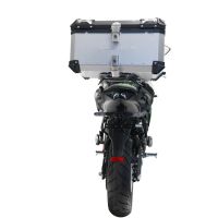 GPR TECH Kawasaki Versys 650 2023/2024 e5 plus Topcase aus Aluminium, silberfarben mit spezifischer Platte inklusive Kapazität Liter 35