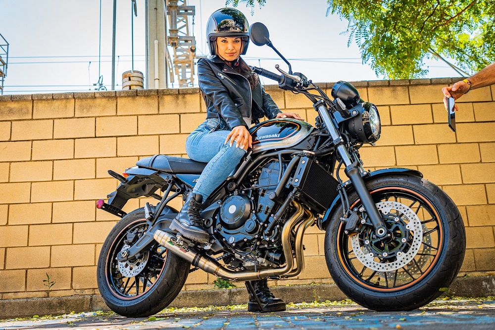 GPR auspuff kompatibel mit  Kawasaki Z 650 RS 2021-2023, Deeptone Inox, Kompletter Rennauspuff, geliefert mit spezifischem Krümmer, Artikel ohne Homologation 