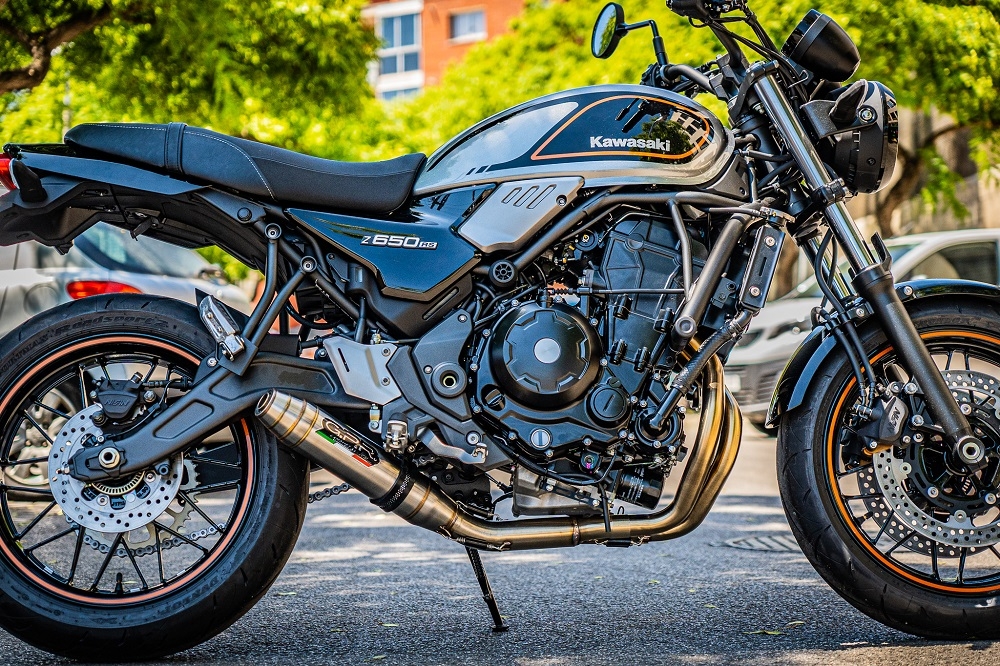 GPR auspuff kompatibel mit  Kawasaki Z 650 RS 2021-2023, Deeptone Inox, Kompletter Rennauspuff, geliefert mit spezifischem Krümmer, Artikel ohne Homologation 