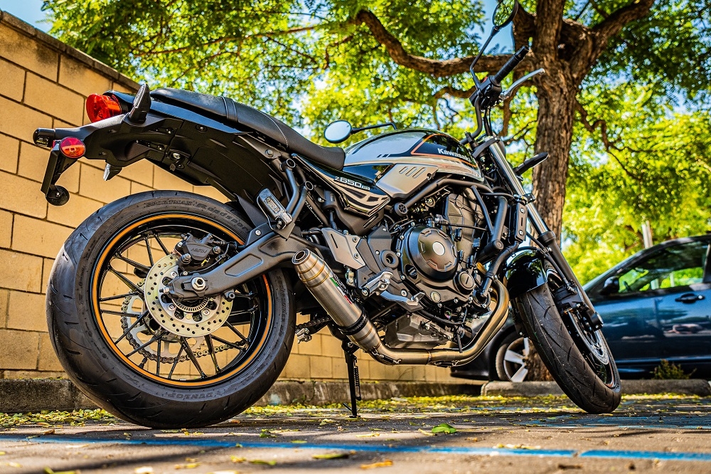 GPR auspuff kompatibel mit  Kawasaki Z 650 RS 2021-2023, Deeptone Inox, Kompletter Rennauspuff, geliefert mit spezifischem Krümmer, Artikel ohne Homologation 