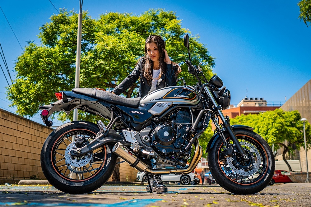 GPR auspuff kompatibel mit  Kawasaki Z 650 RS 2021-2023, M3 Inox , Kompletter Rennauspuff, geliefert mit spezifischem Krümmer, Artikel ohne Homologation 