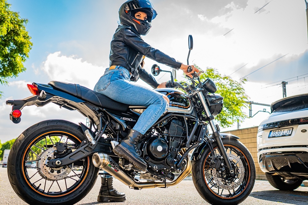 GPR auspuff kompatibel mit  Kawasaki Z 650 RS 2021-2023, Powercone Evo, Kompletter Rennauspuff, geliefert mit spezifischem Krümmer, Artikel ohne Homologation 
