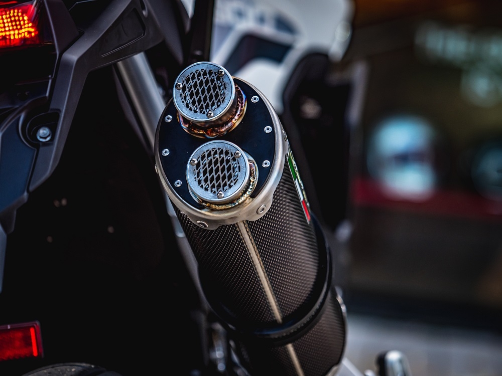 GPR auspuff kompatibel mit  Triumph Tiger 850 2020-2024, Dual Poppy, Zugelassener legaler Slip-On-Auspuff mit Abe, einschließlich abnehmbarem DB-Killer und Verbindungsrohr 