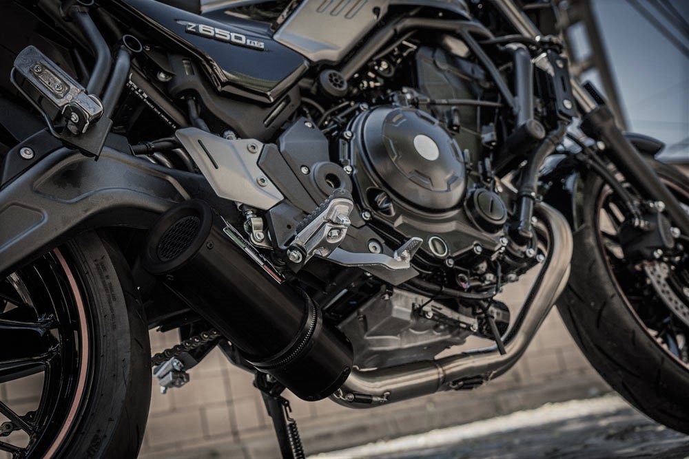GPR auspuff kompatibel mit  Kawasaki Z 650 RS 2021-2023, M3 Black Titanium, Kompletter Rennauspuff, geliefert mit spezifischem Krümmer, Artikel ohne Homologation 