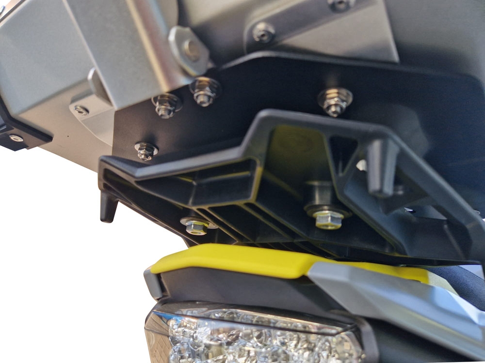 GPR TECH Suzuki V-STROM DL 800 DE - SE 2023-2025 e5 Spezifische Montageplatte Top Case ALPITECH 55 LT kompatibel mit Original-Gepäckträger, aus Edelstahl mit 4 Verankerungspunkten