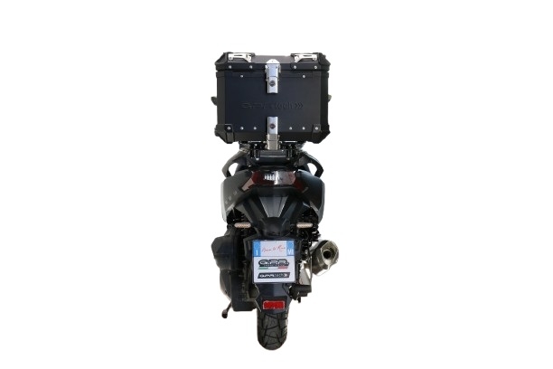 GPR TECH Sym ADX 300 2024/2026 e5 Plus Topcase aus Aluminium, schwarze Farbe mit spezifischer Platte enthalten Kapazität Liter 35