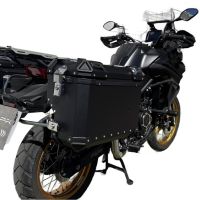 GPR TECH Voge 525DSX 2023/2025 e5 Seitenkofferpaar aus Aluminium mit konturierter rechter Seite, Farbe Schwarz mit speziellem Gepäckträger Fassungsvermögen 38 Liter + 32 Liter
