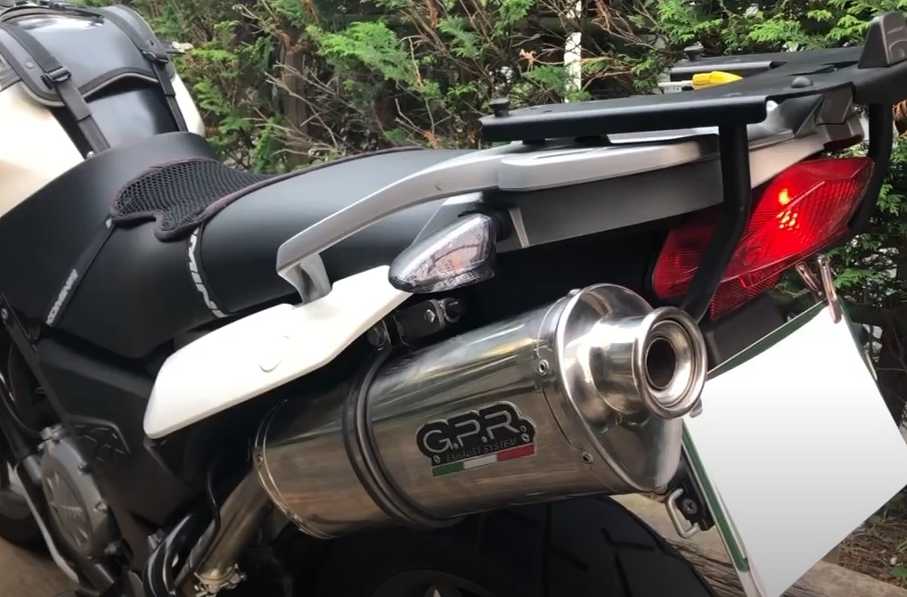 GPR auspuff kompatibel mit  Bmw G 650 Gs -Sertao 2010-2016, Trioval, Zugelassener legaler Slip-On-Auspuff mit Abe, einschließlich abnehmbarem DB-Killer und Verbindungsrohr 