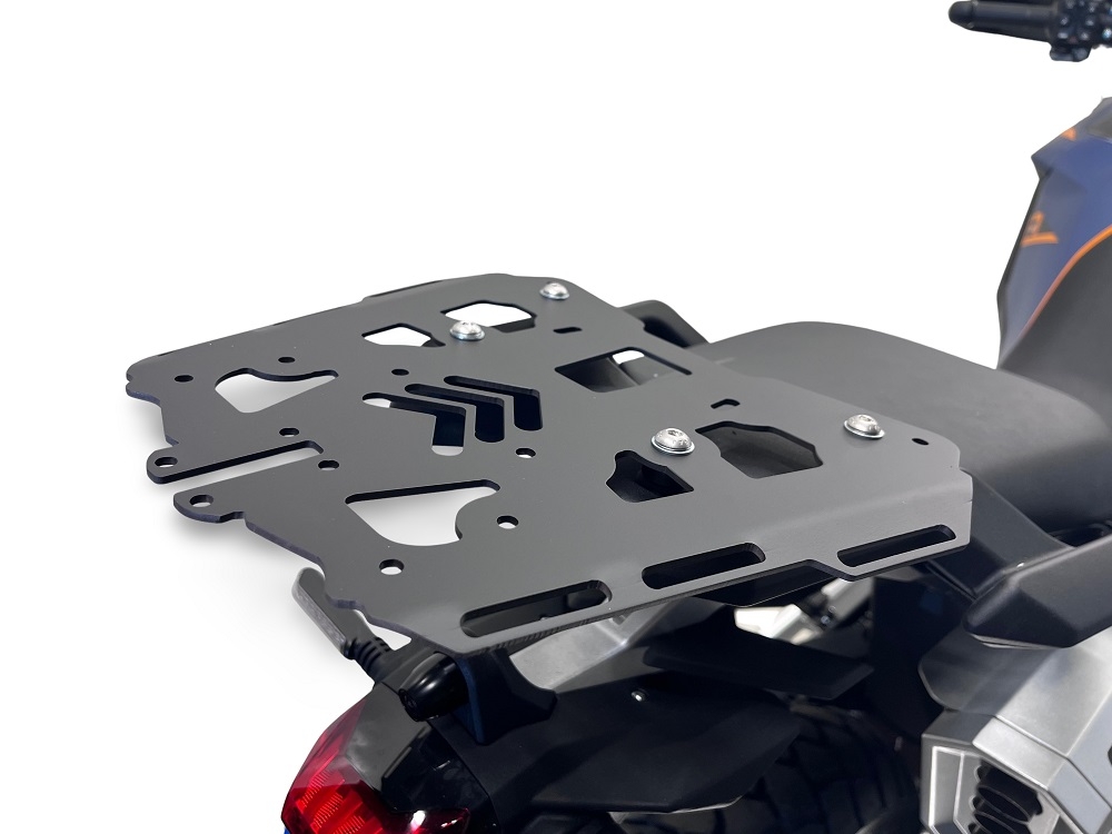 GPR TECH Zontes 703 F 2025/2026 Topcase aus Aluminium, silberfarben mit spezifischer Platte inklusive Kapazität Liter 45